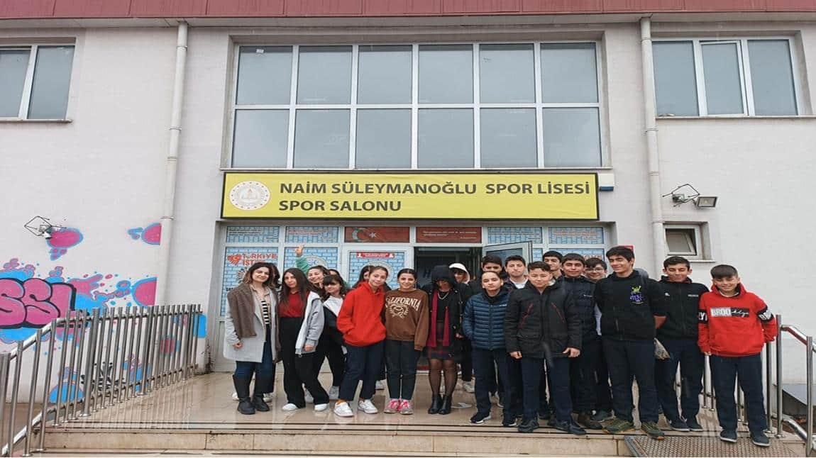 8. Sınıf Öğrencileri İle Naim Süleymanoğlu Spor Lisesine Okul Gezisi Düzenlendi